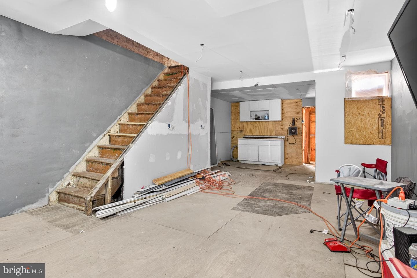 1141 Thomas Street photo 8