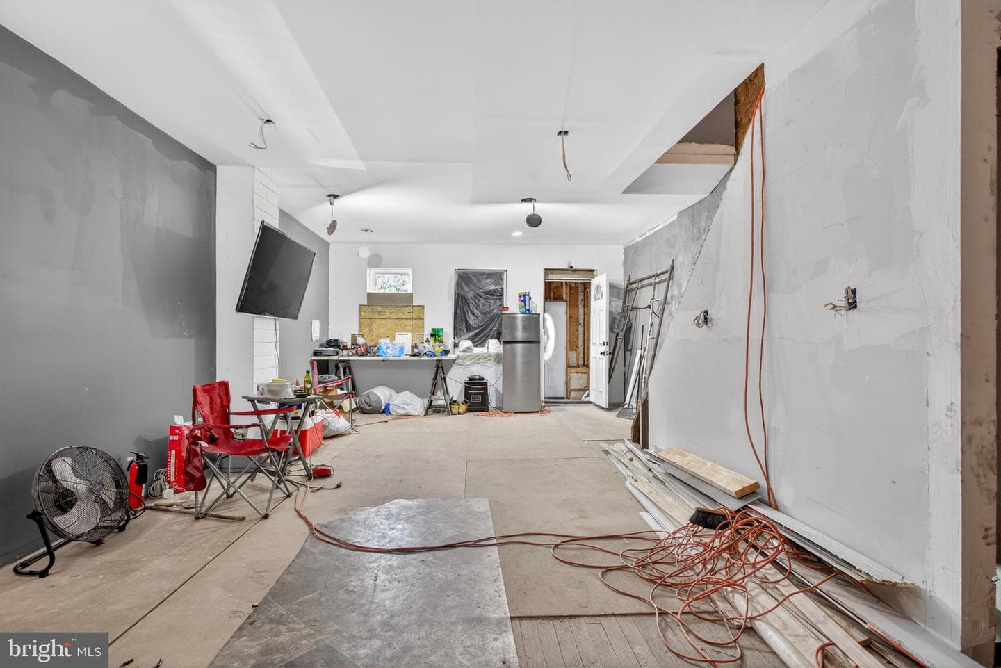 1141 Thomas Street photo 9
