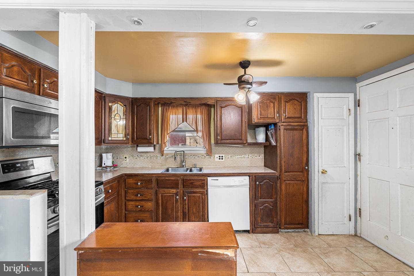 3 Beverly Avenue photo 10
