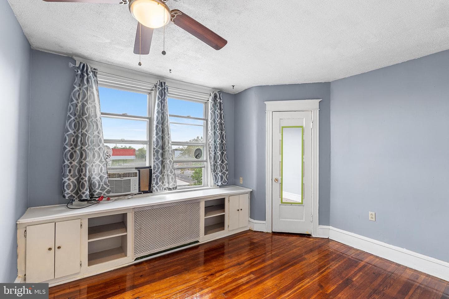 3 Beverly Avenue photo 18