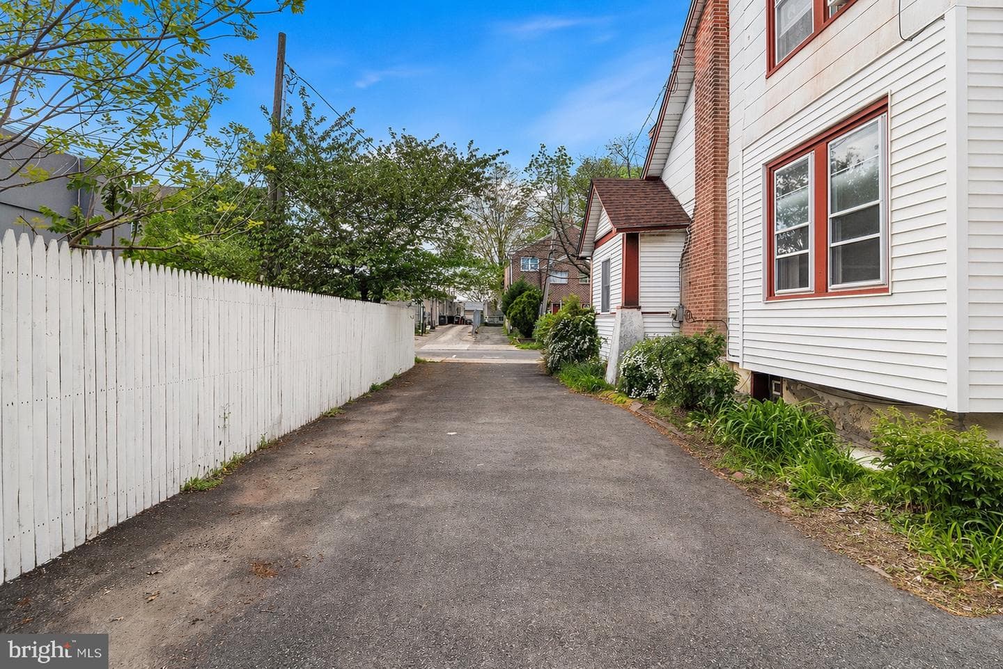 3 Beverly Avenue photo 46