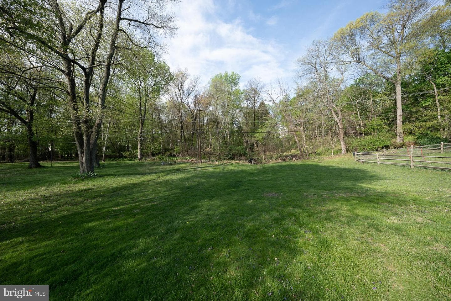 102 Tuscany Road photo 29