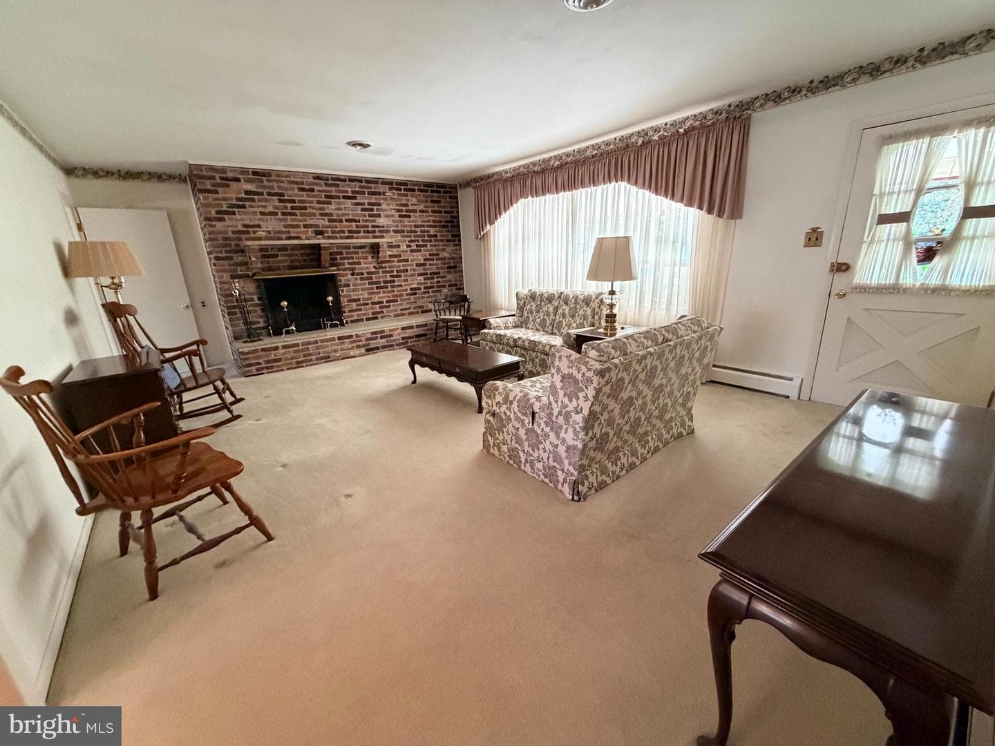 312 Mount Alverno Road photo 5