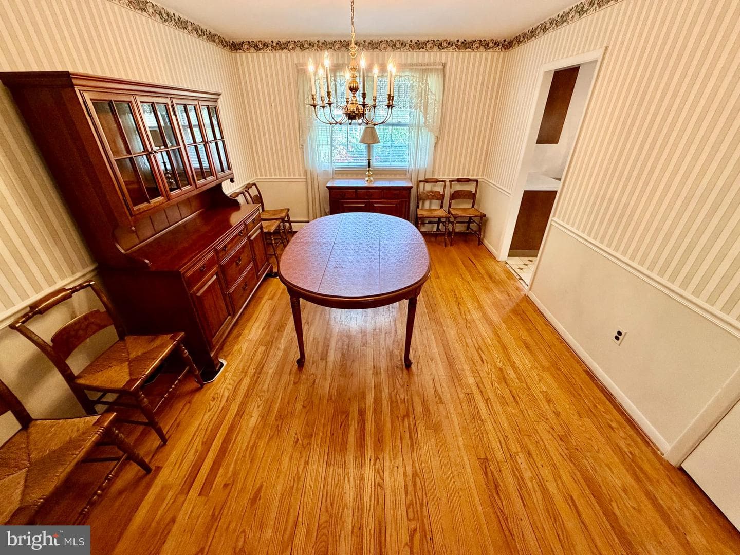 312 Mount Alverno Road photo 7