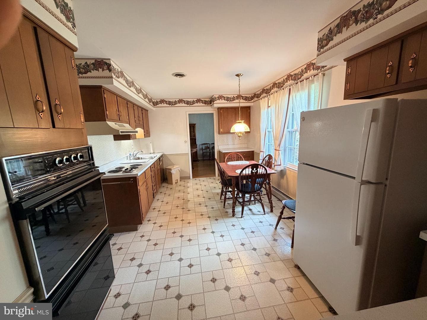 312 Mount Alverno Road photo 9