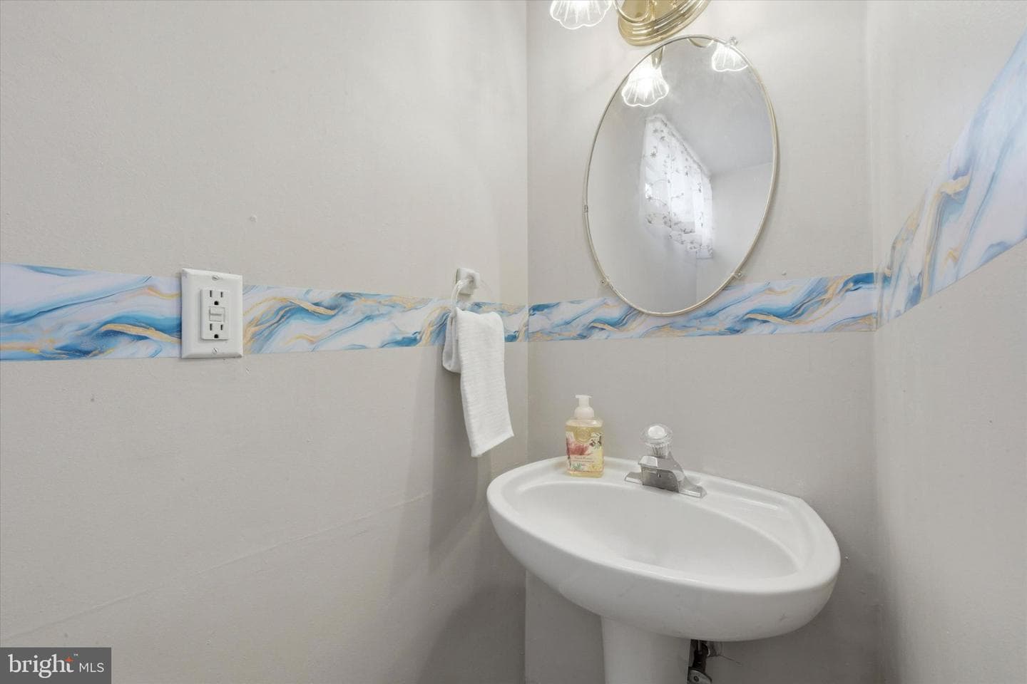 415 Park Drive photo 14