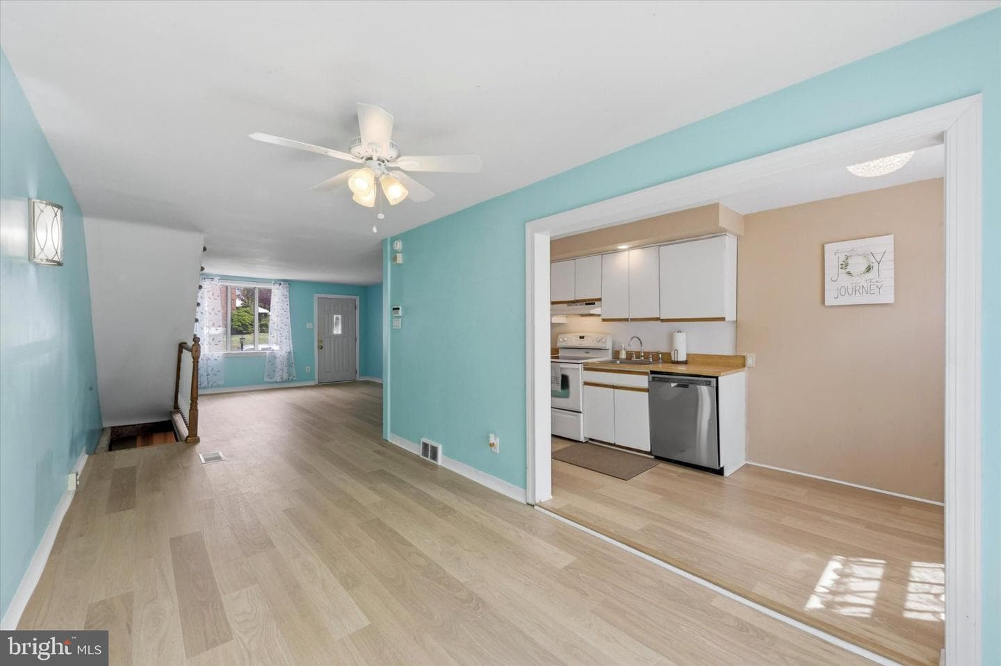 415 Park Drive photo 8