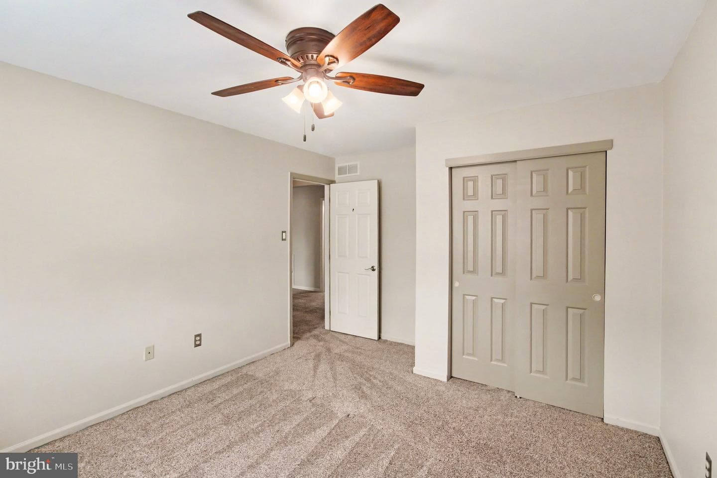 4016 Washington Drive photo 26