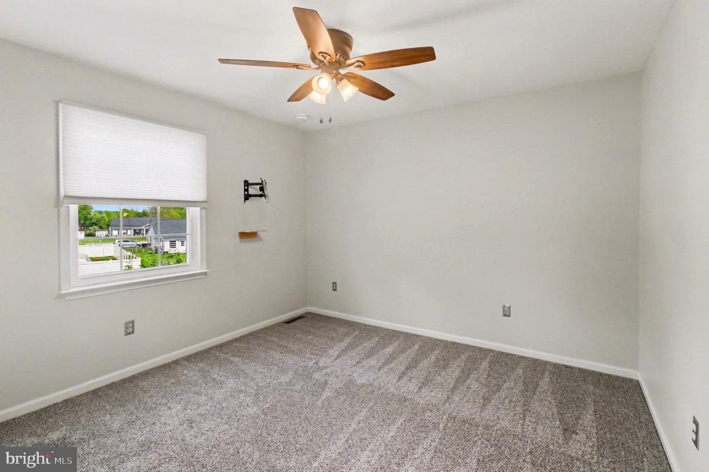 4016 Washington Drive photo 30