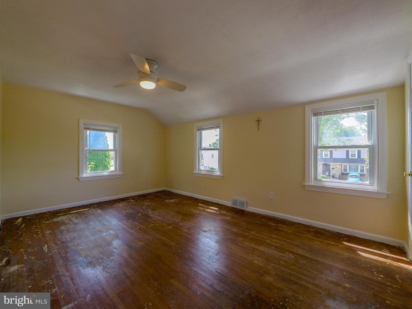 424 Holmes Road photo 33
