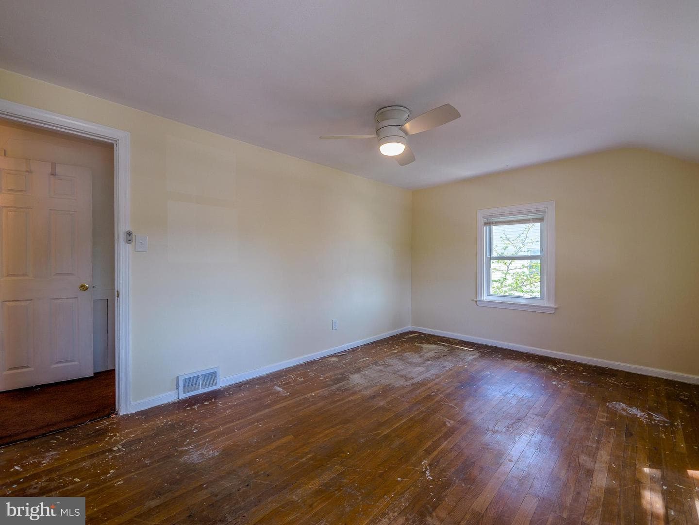 424 Holmes Road photo 34