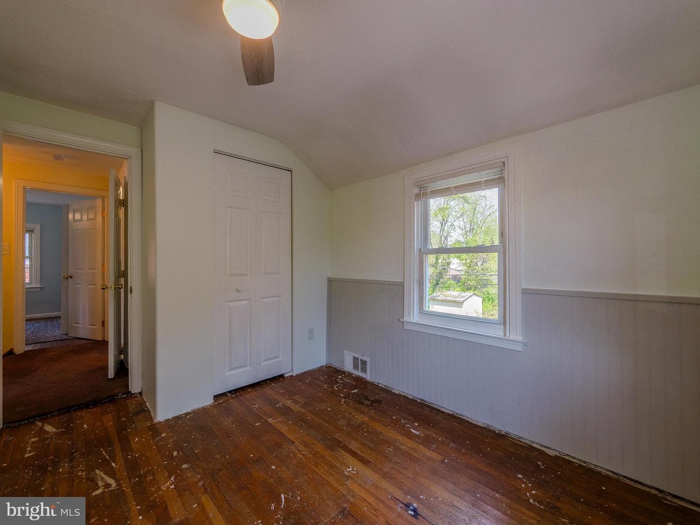 424 Holmes Road photo 37