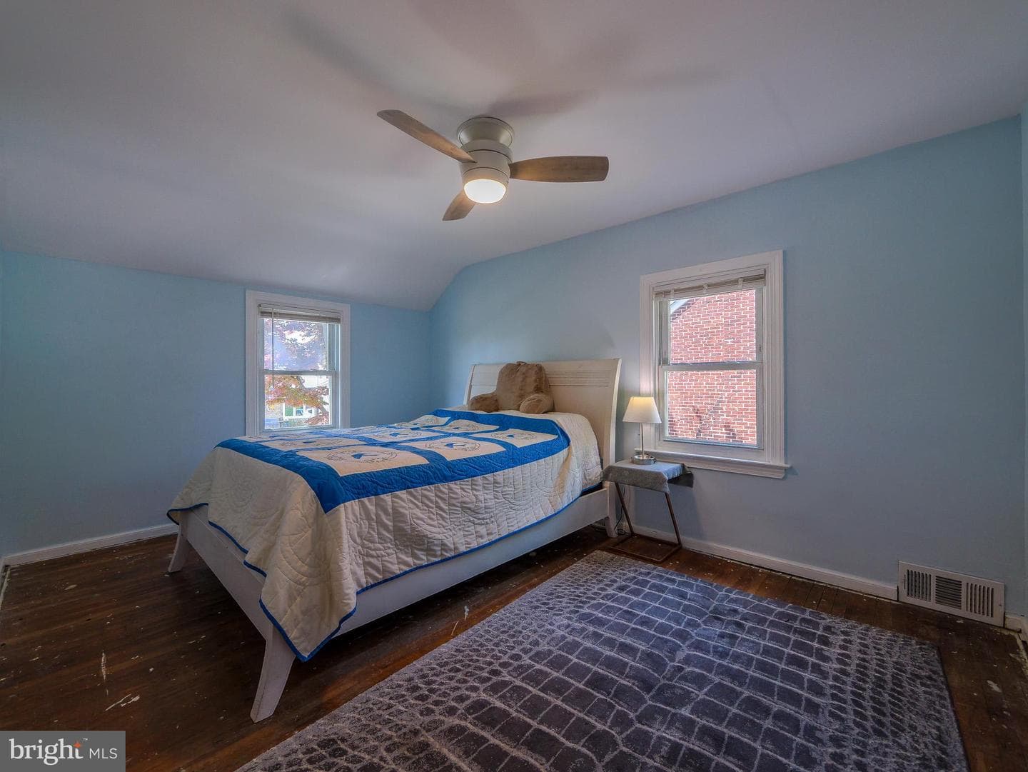 424 Holmes Road photo 42