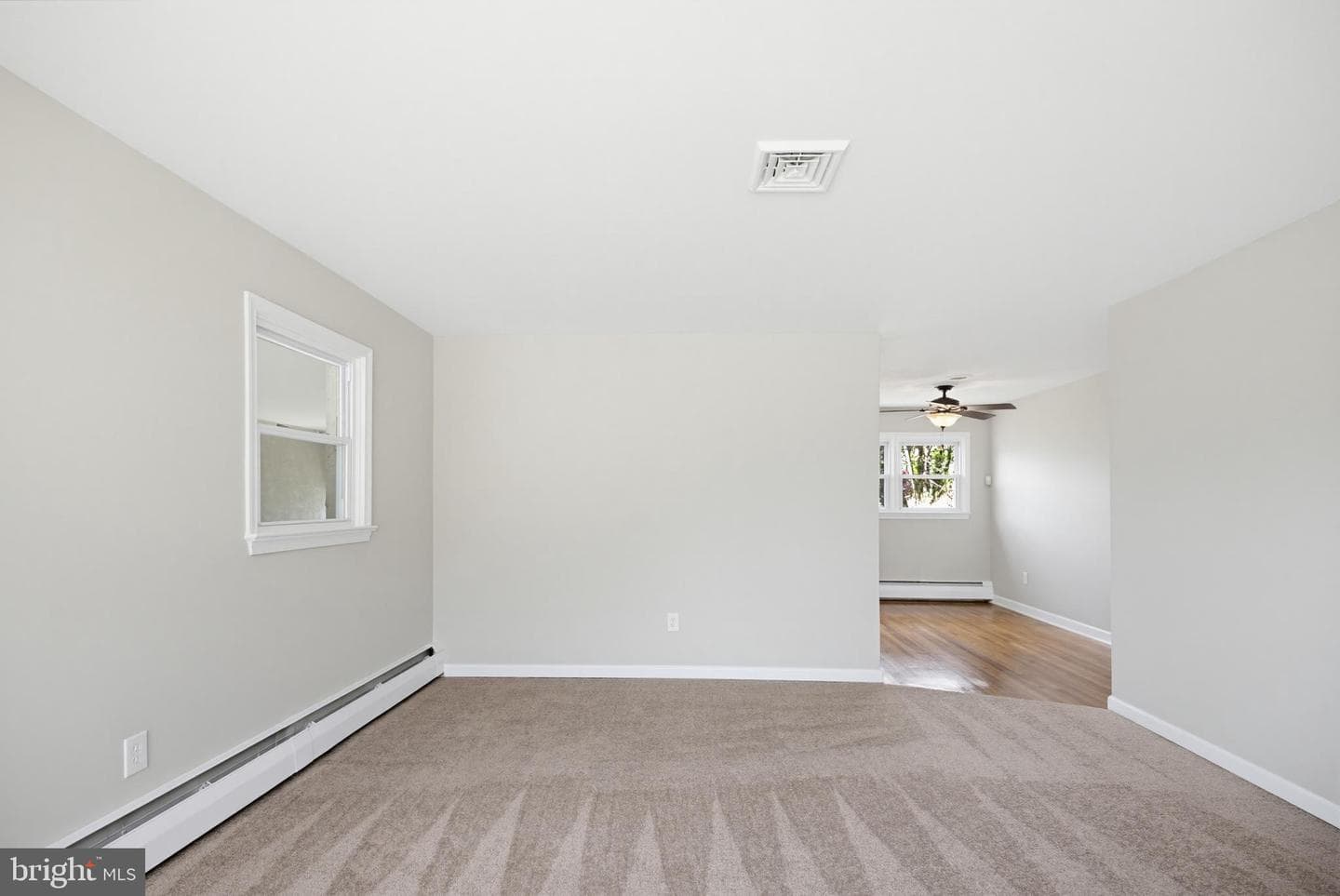 416 Dutton Street photo 3