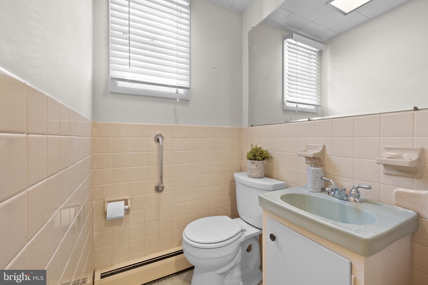 508 Devon Road photo 15