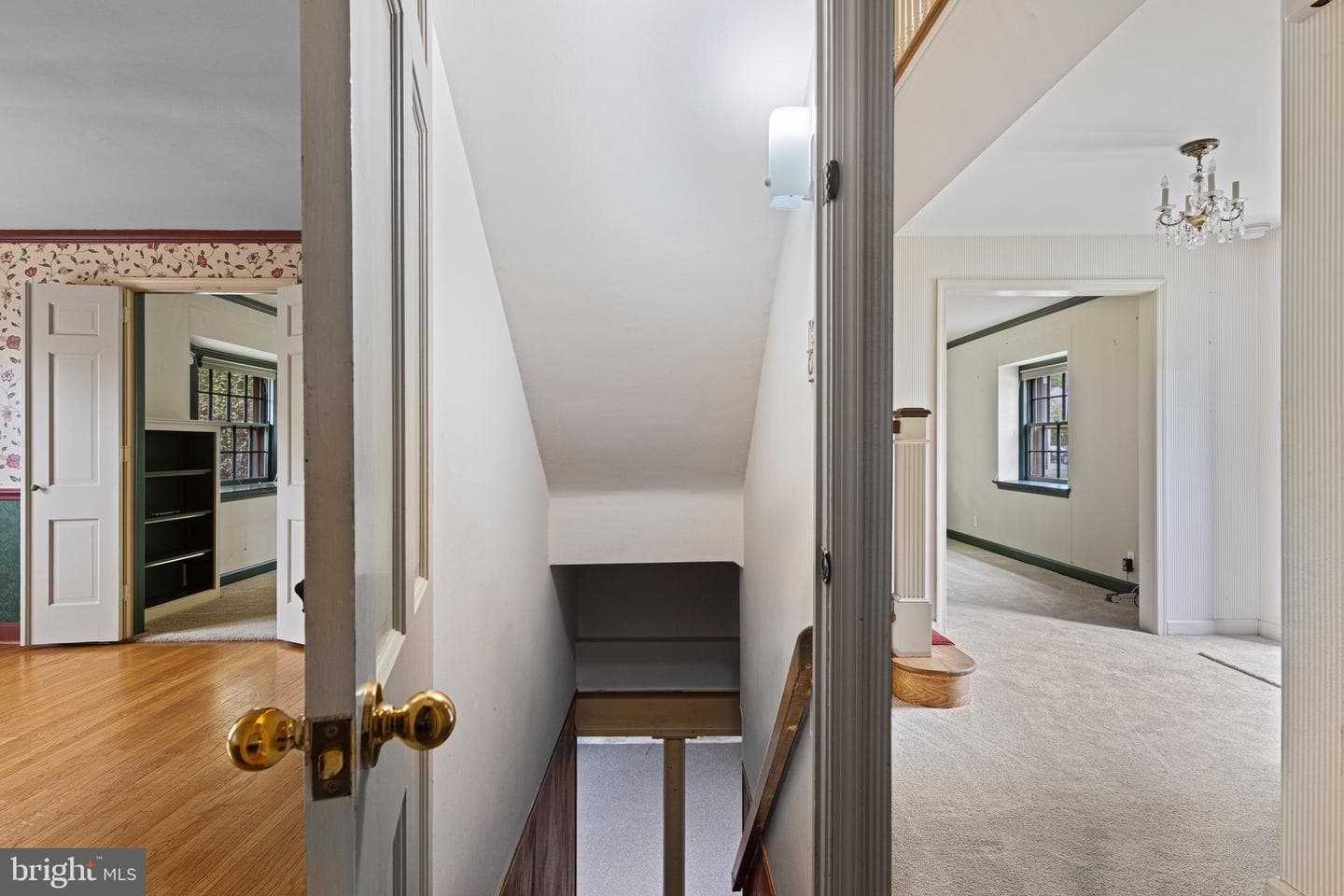 71 Forest Lane photo 28