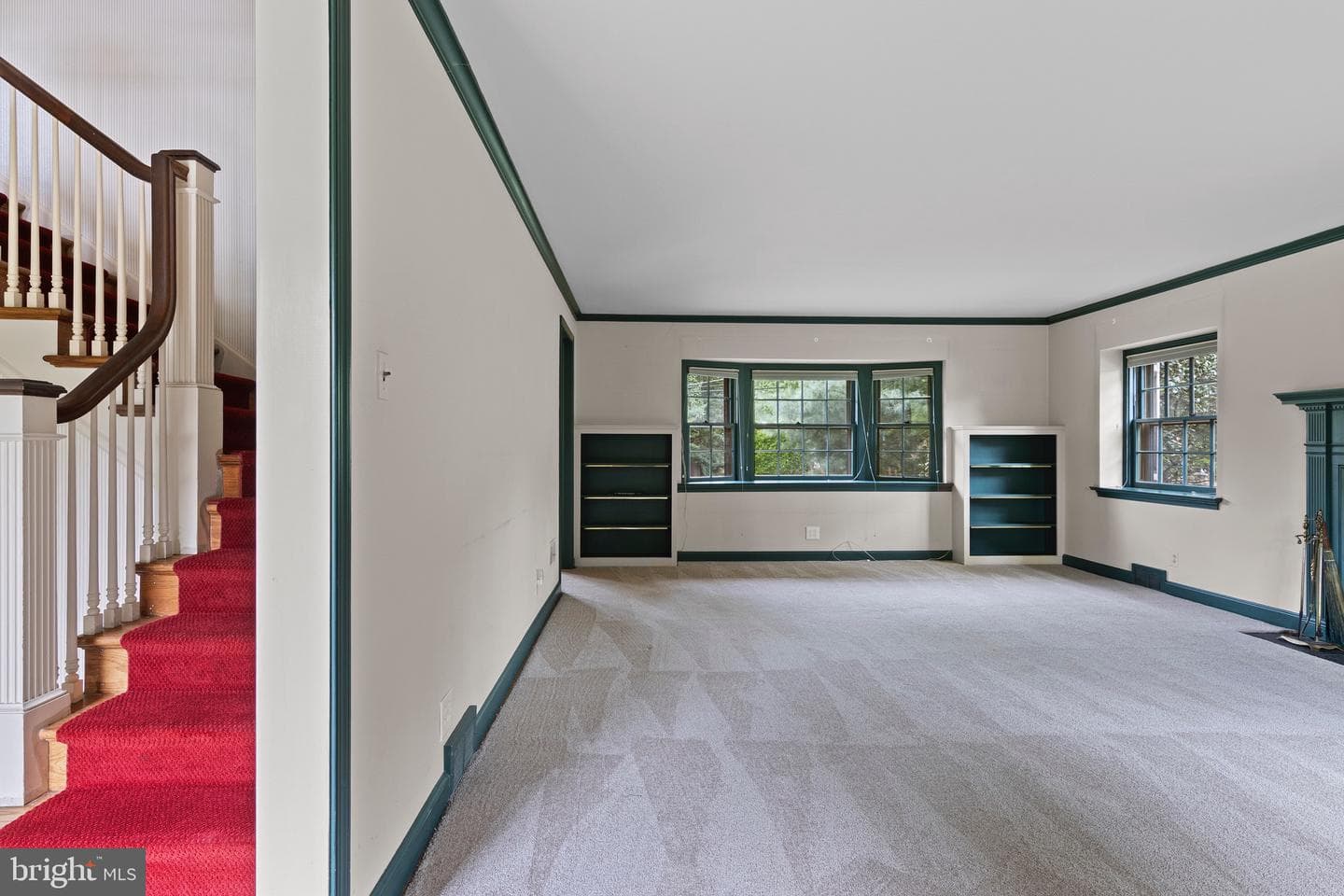 71 Forest Lane photo 8