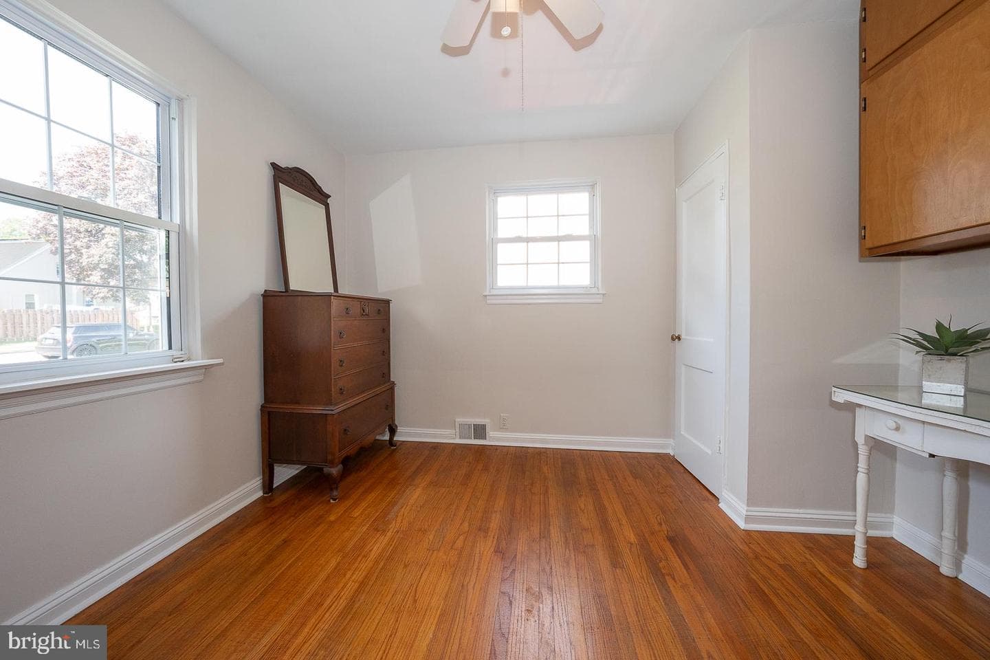 333 S Swarthmore Avenue photo 17