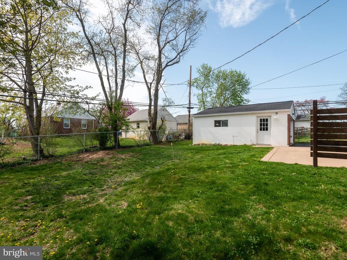 23 Pleasant Road photo 36