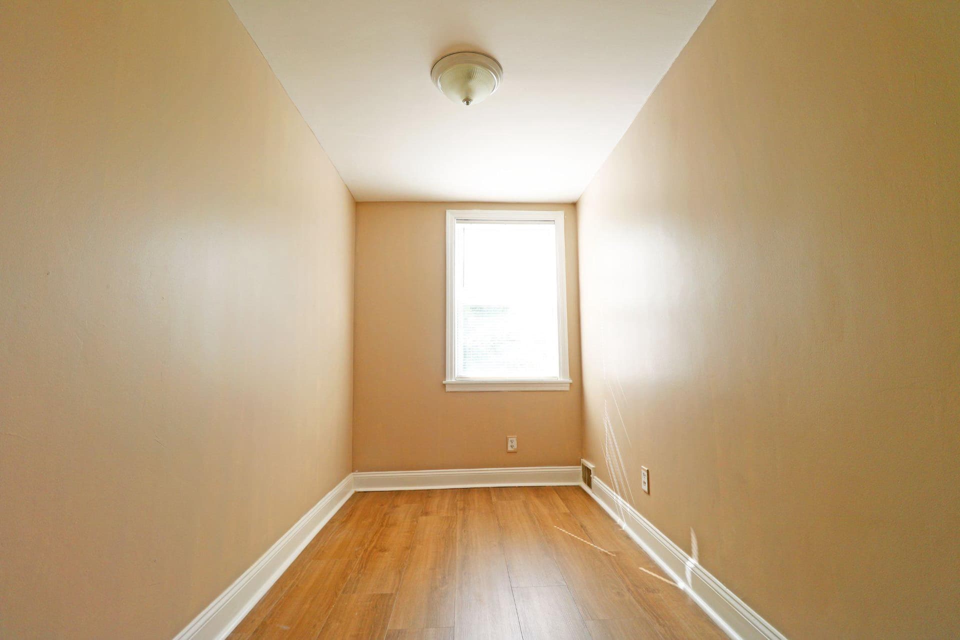 272 Westbrook Drive photo 15