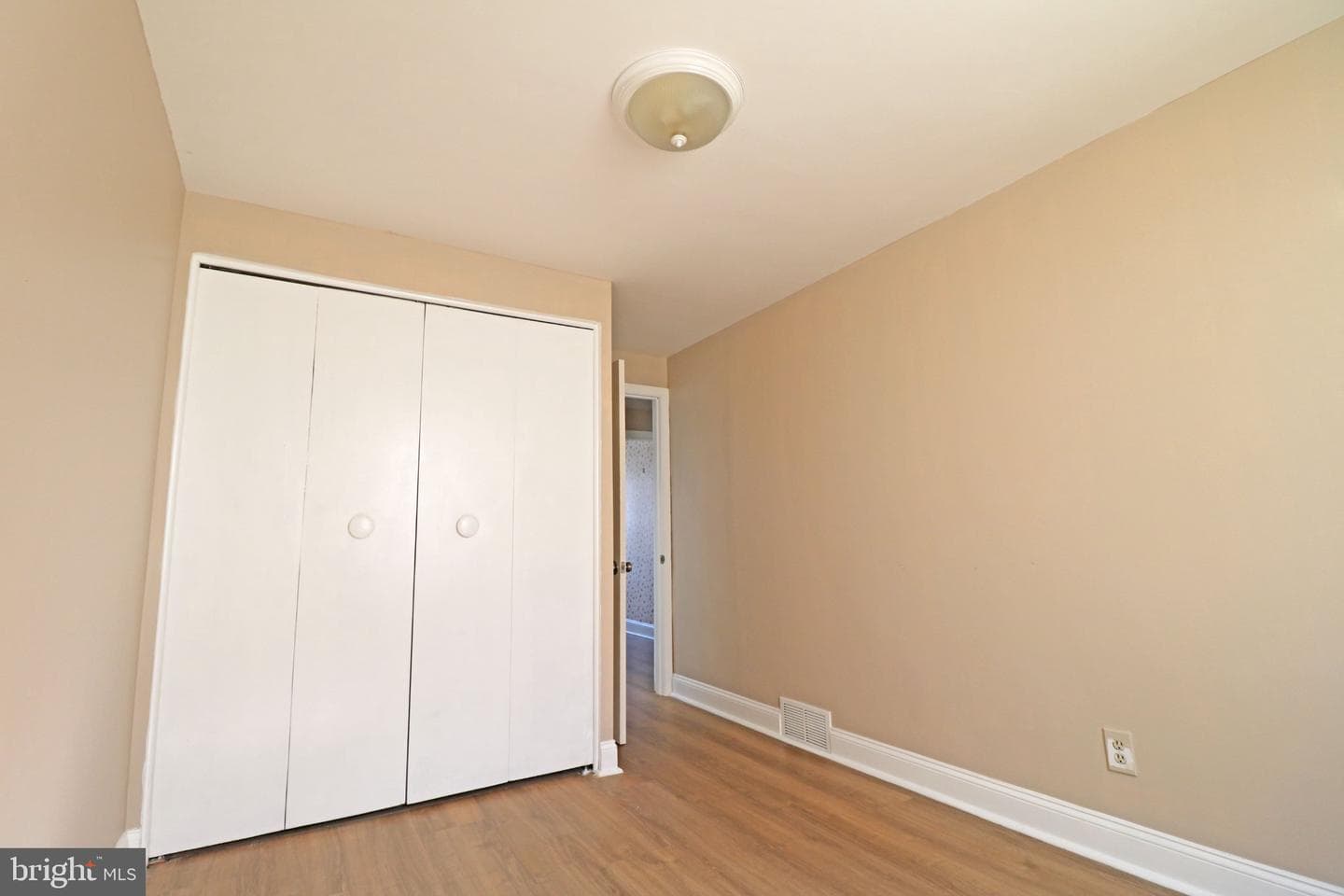 272 Westbrook Drive photo 17