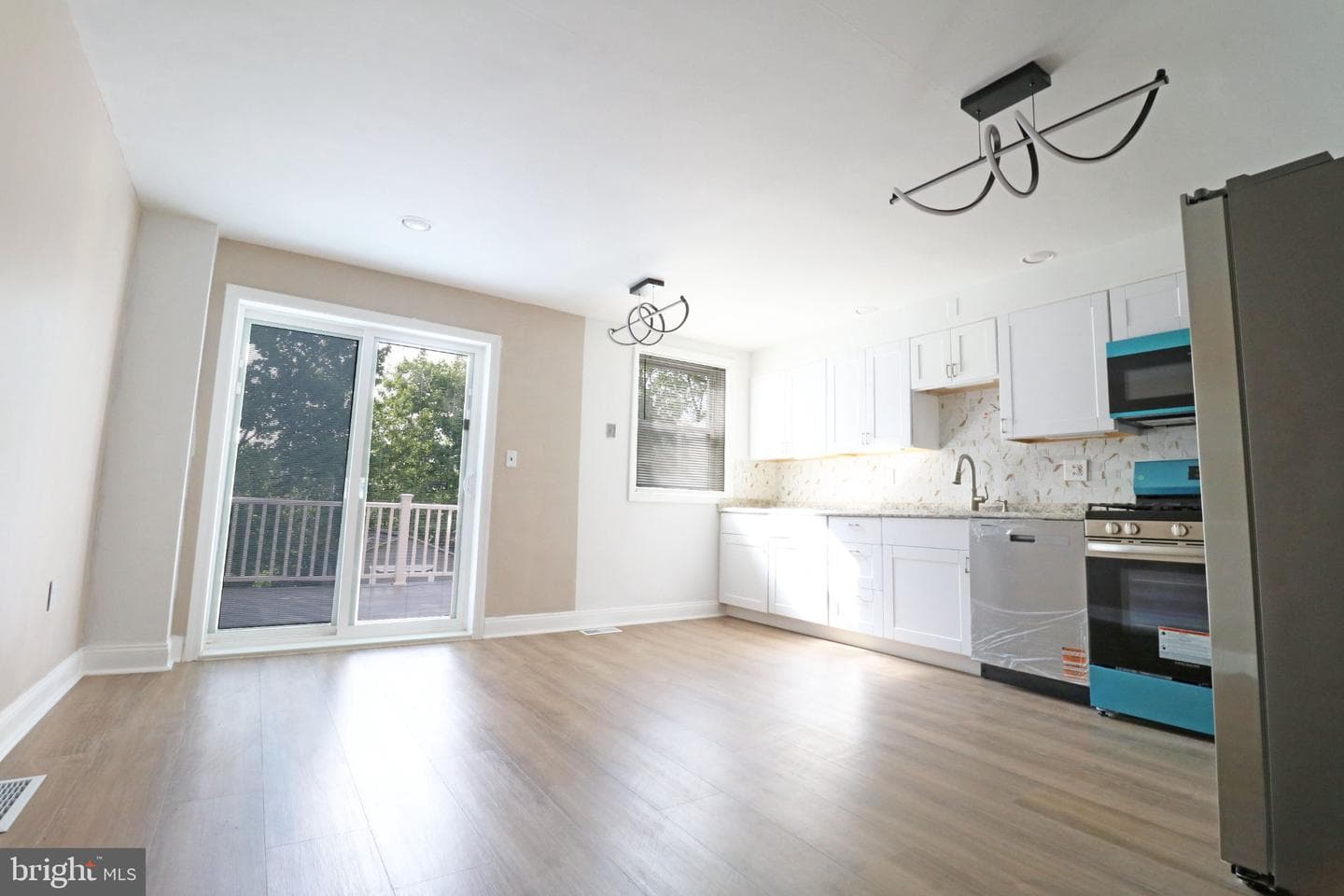 272 Westbrook Drive photo 6