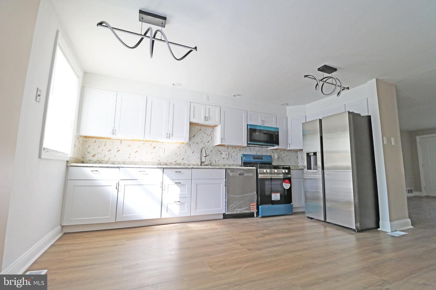 272 Westbrook Drive photo 7