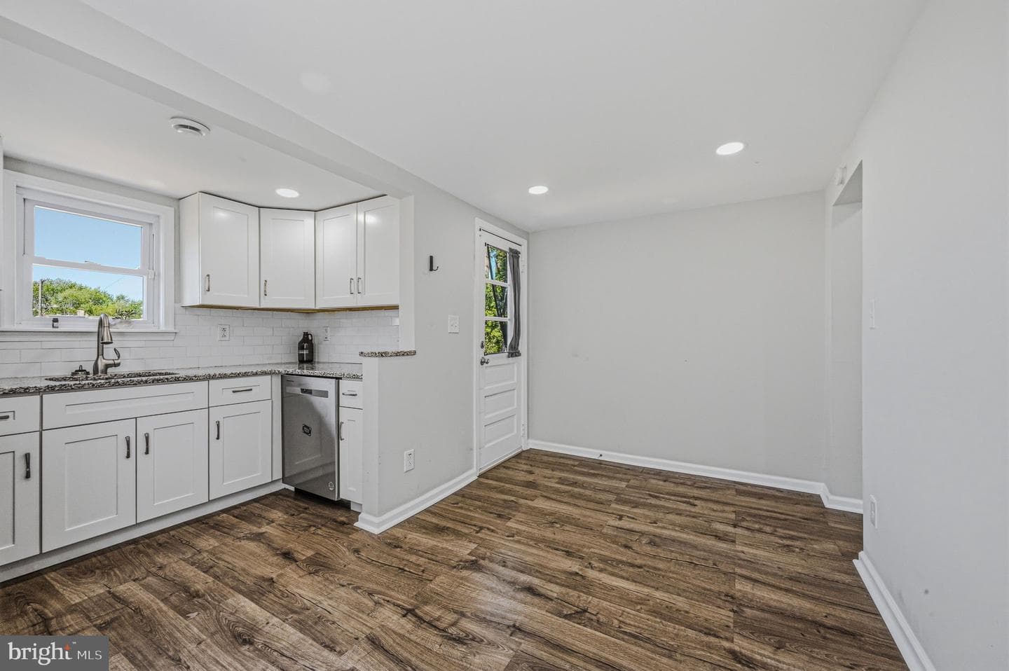 630 Taylor Avenue photo 9