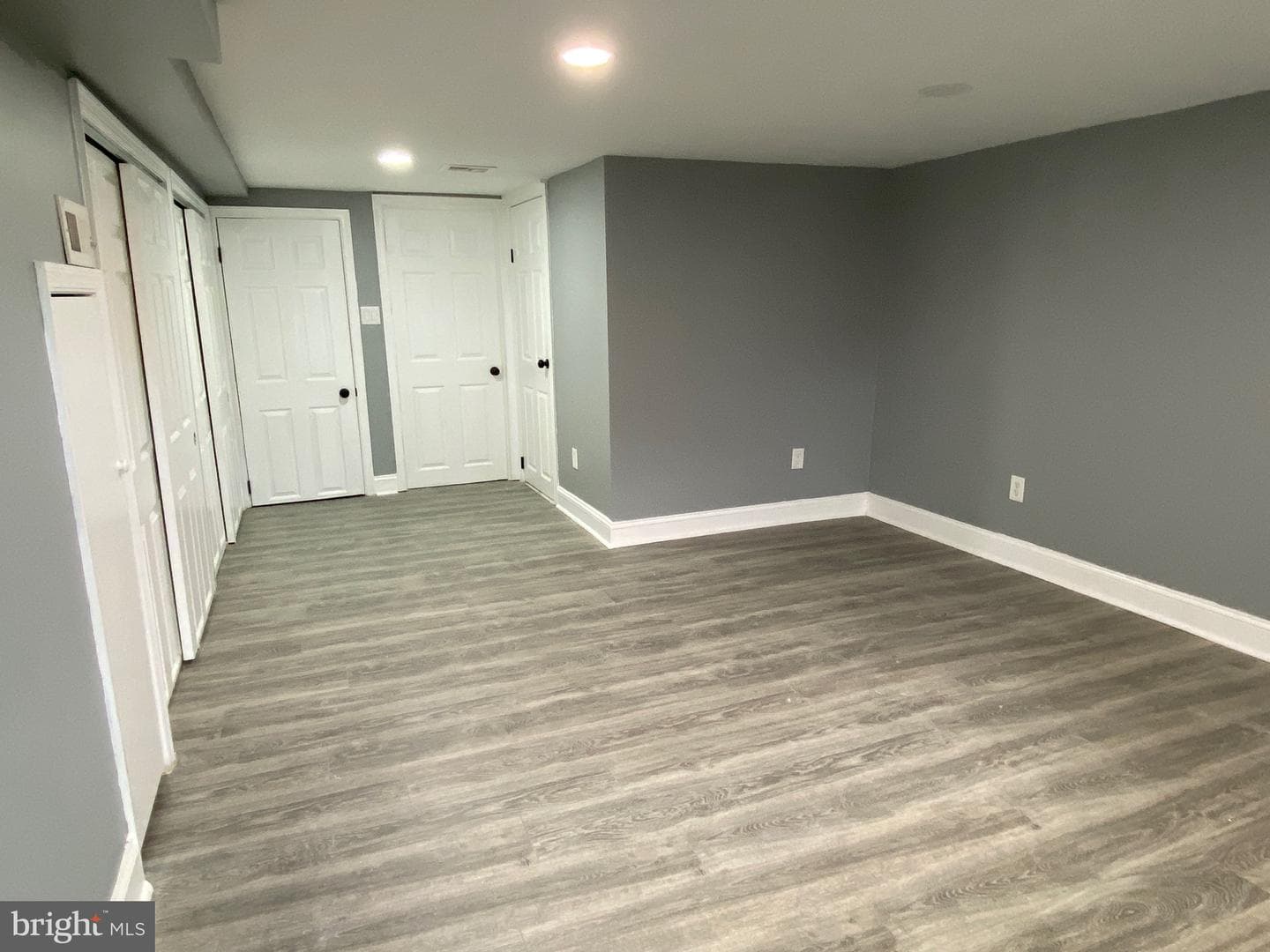 821 Hampshire Road photo 25