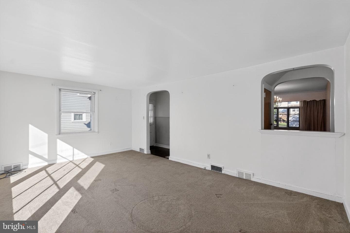 230 Windsor Avenue photo 13