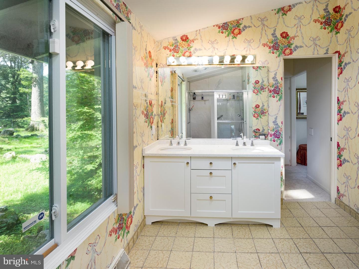 310 Jeffrey Lane photo 39
