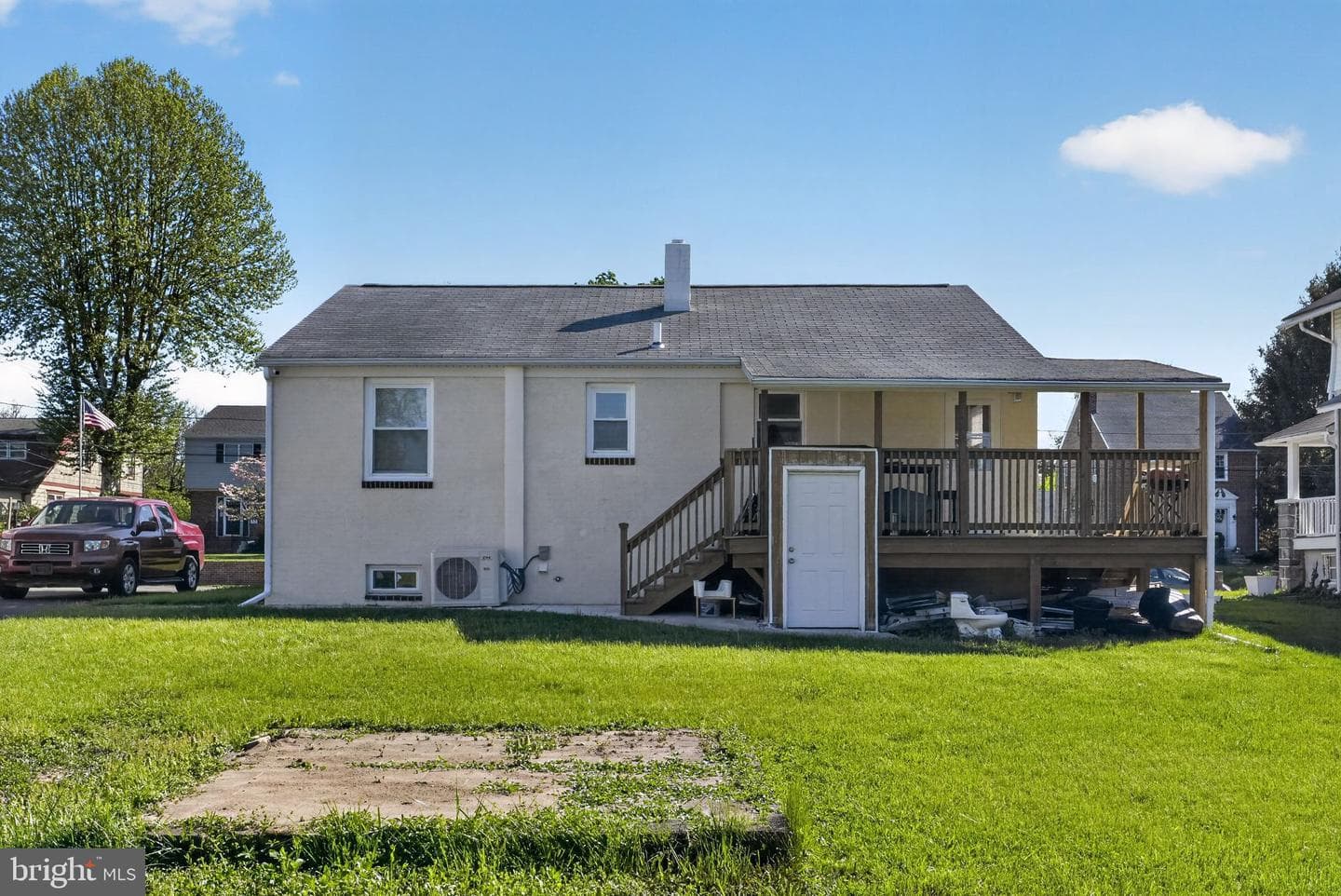 110 Mccormick Avenue photo 19