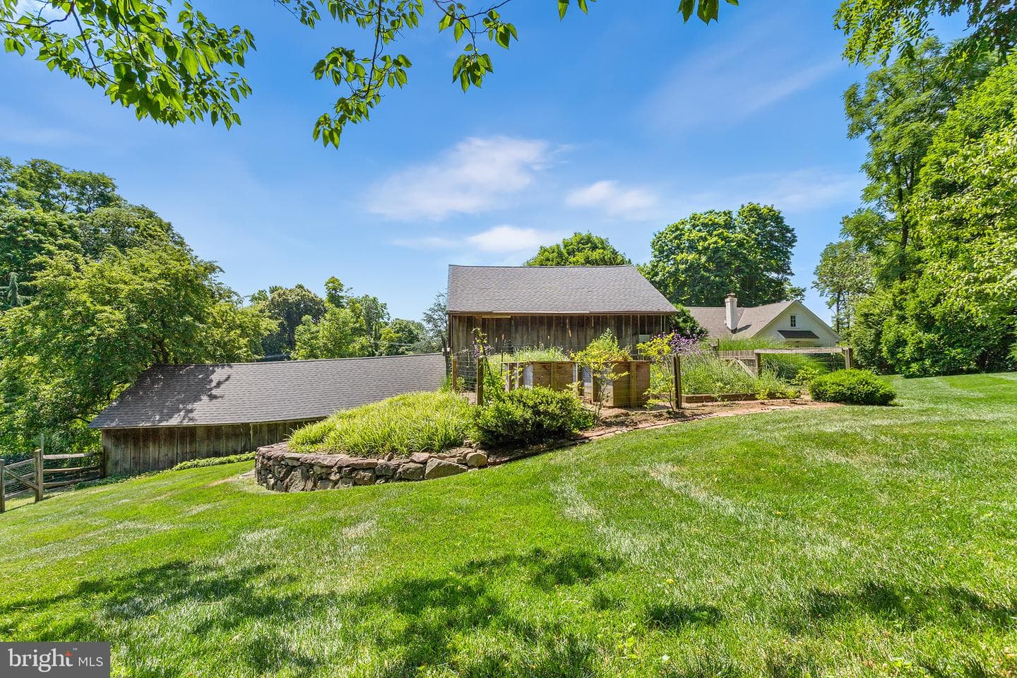 1205 Valley Road photo 55