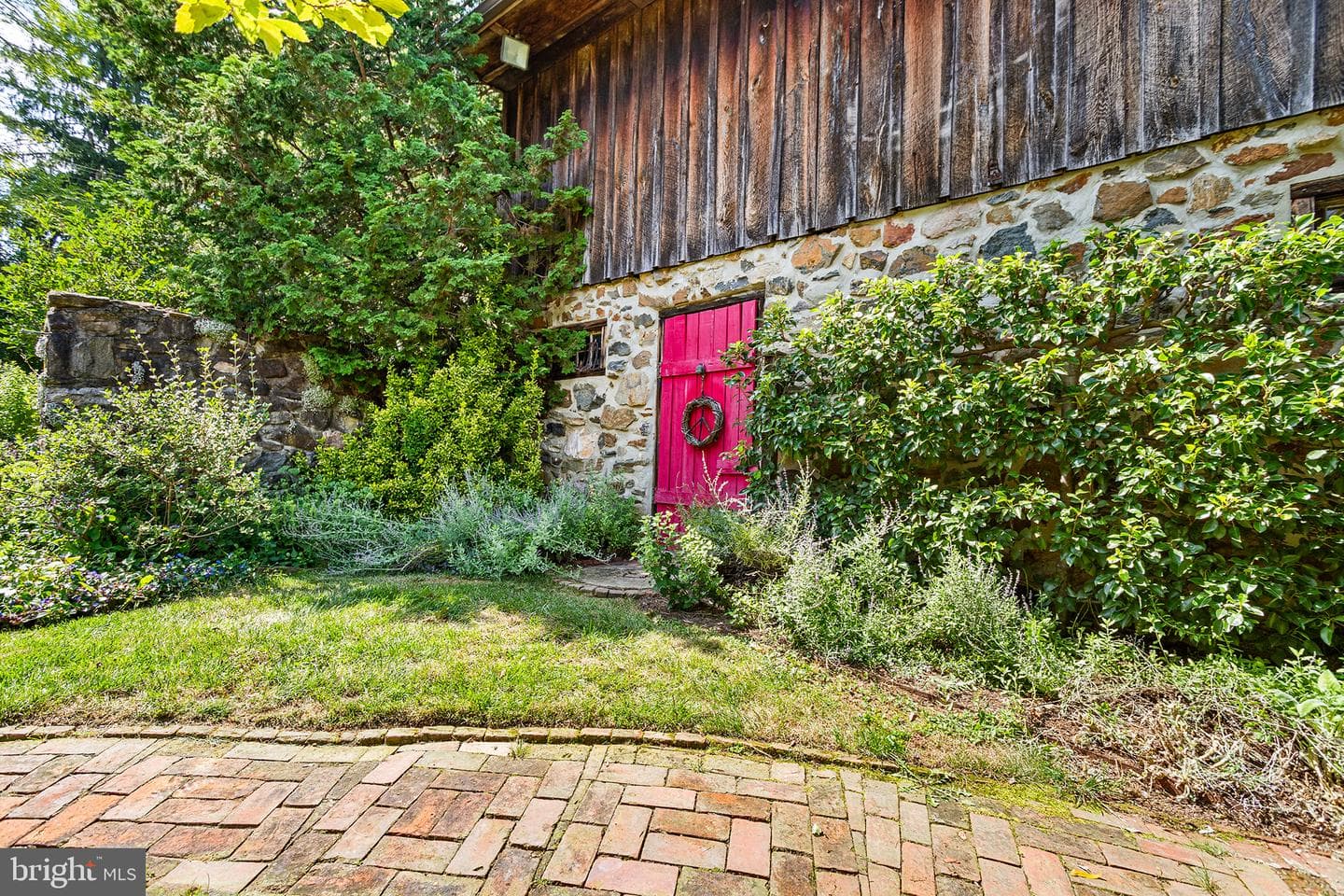 1205 Valley Road photo 60