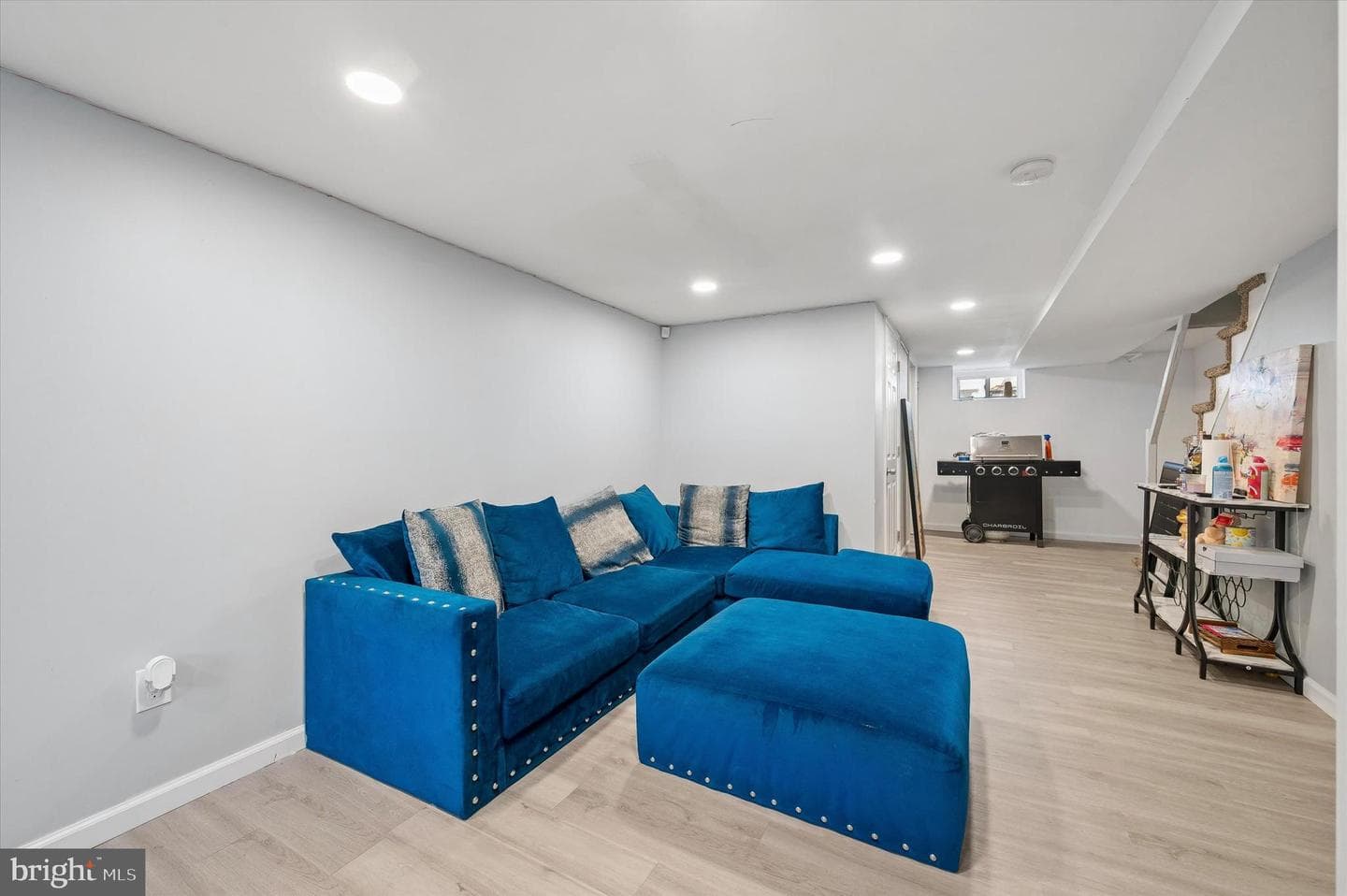 1322 Edgehill Road photo 32