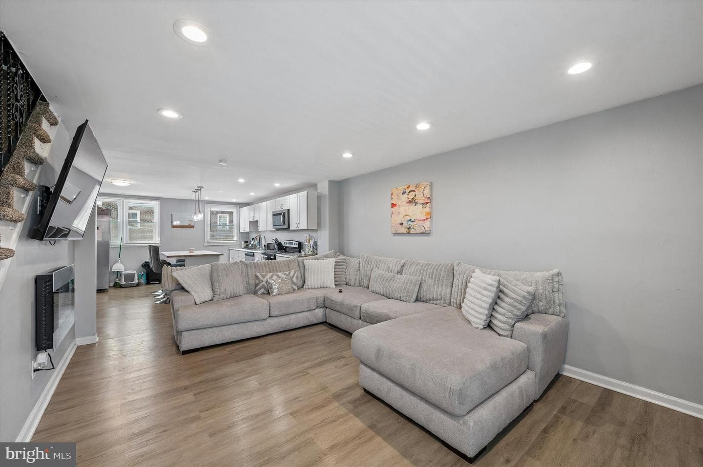 1322 Edgehill Road photo 6