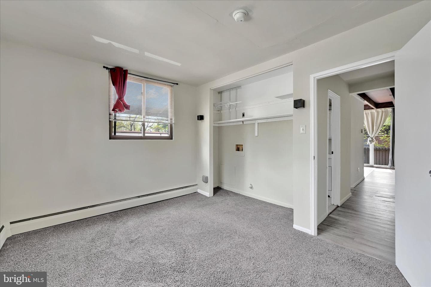 100 E Glenolden Ave # P12 photo 17