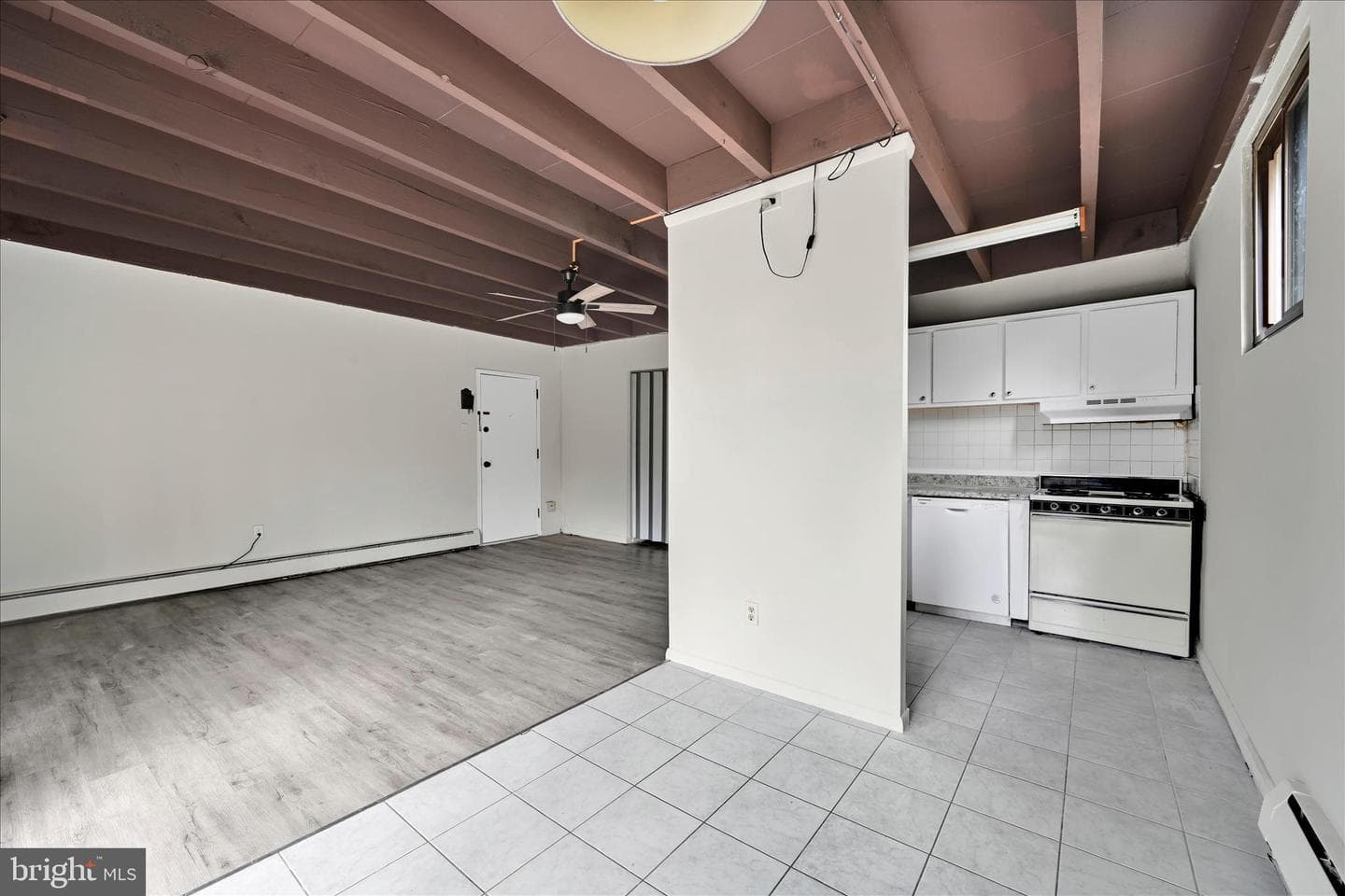 100 E Glenolden Ave # P12 photo 8