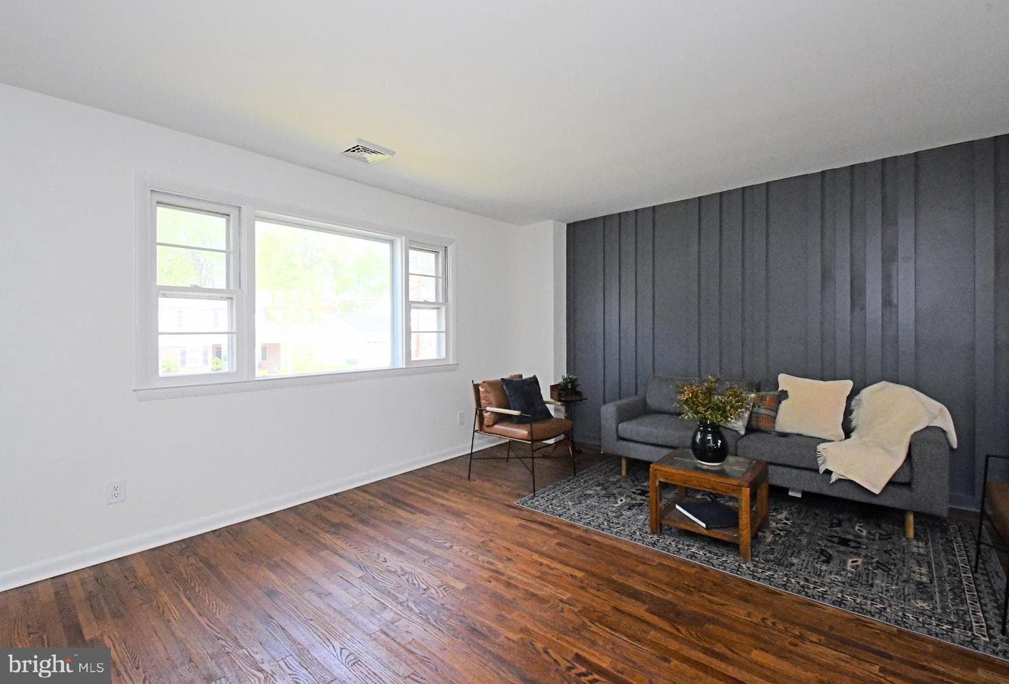 412 Camelot Drive photo 5