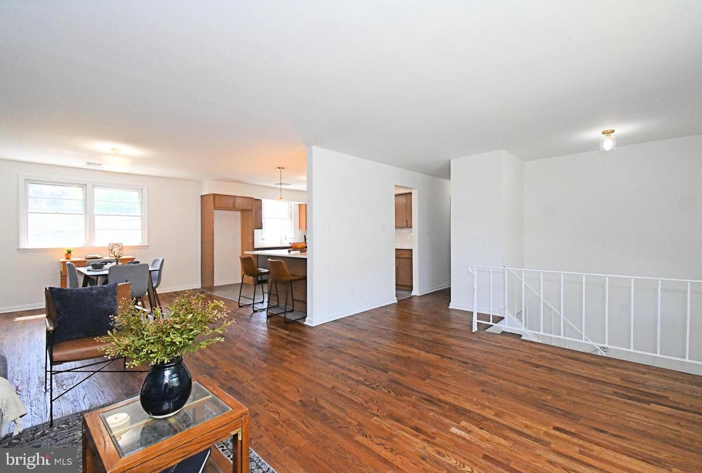 412 Camelot Drive photo 6
