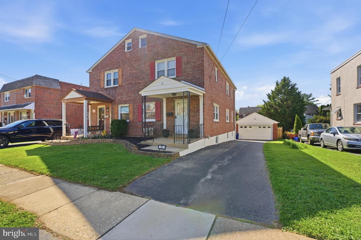 31 W Marthart Avenue