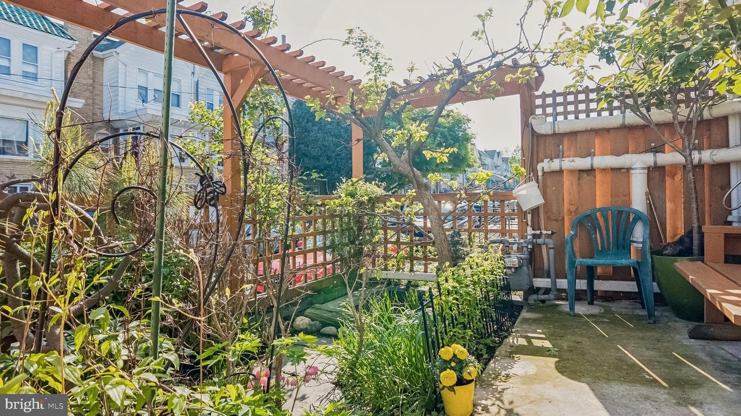 246 Wembly Road photo 4