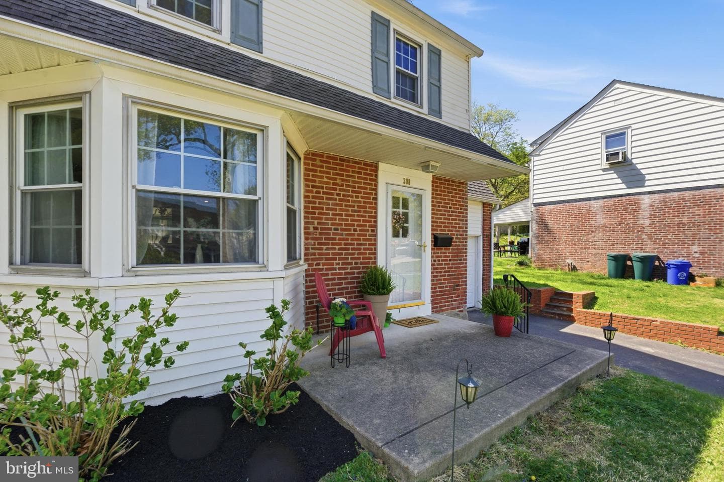 308 Canterbury Road photo 3