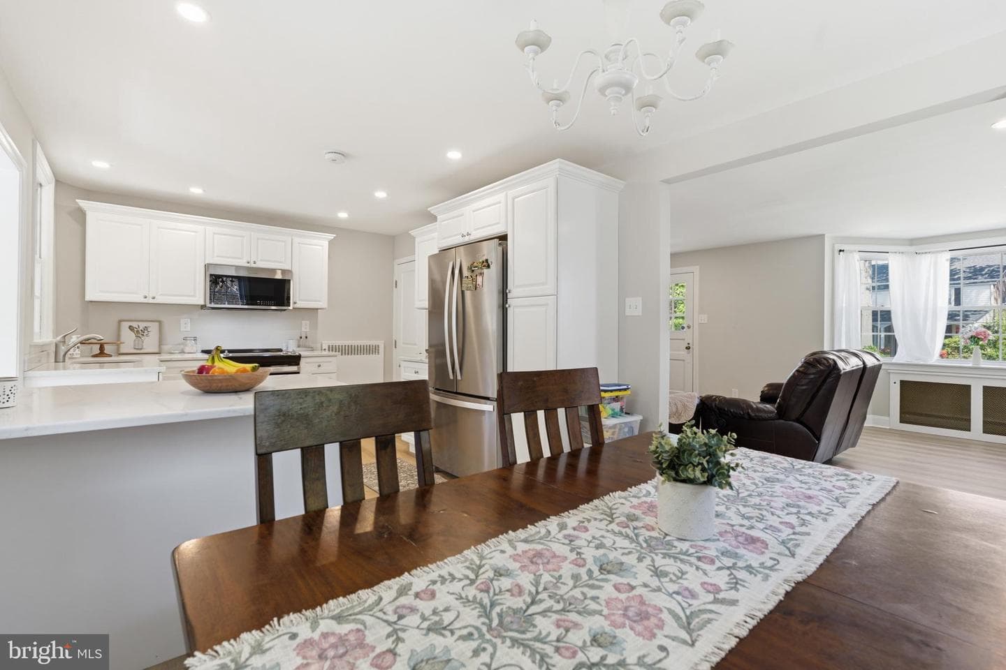 308 Canterbury Road photo 8