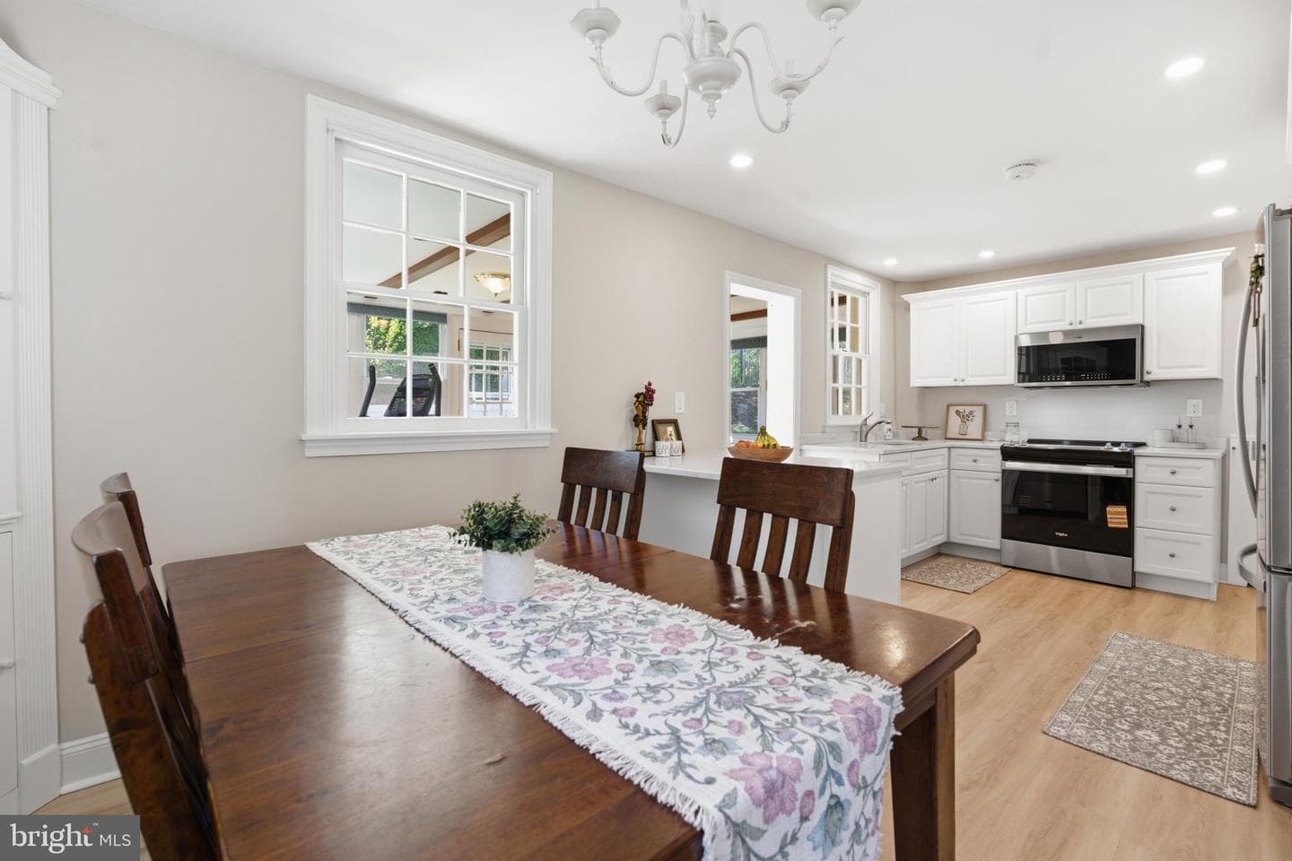 308 Canterbury Road photo 9
