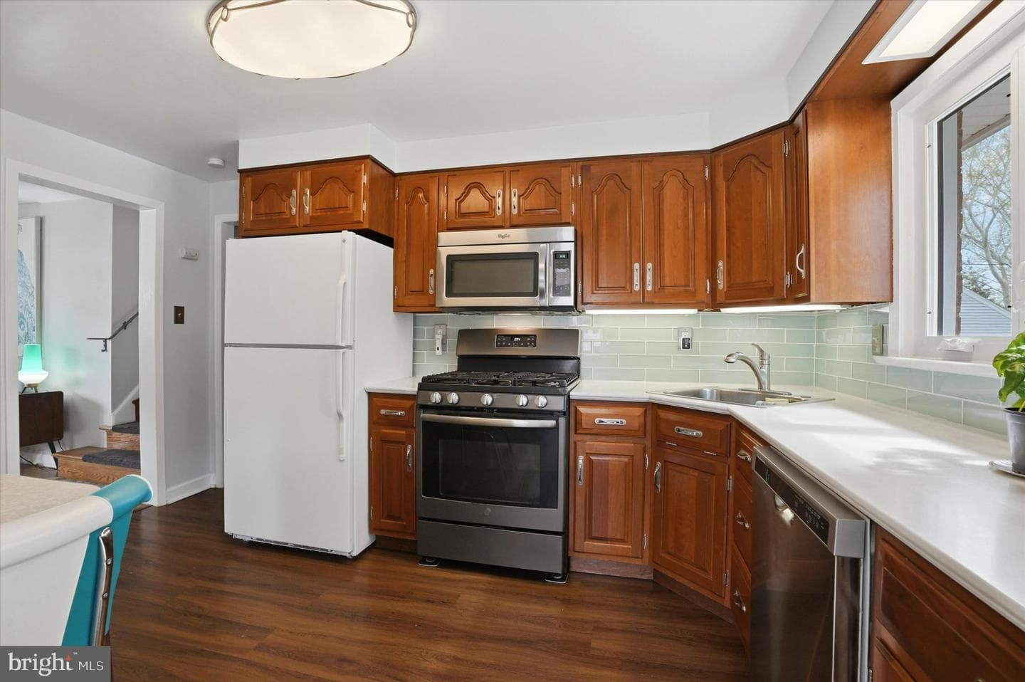 308 Lewis Road photo 9