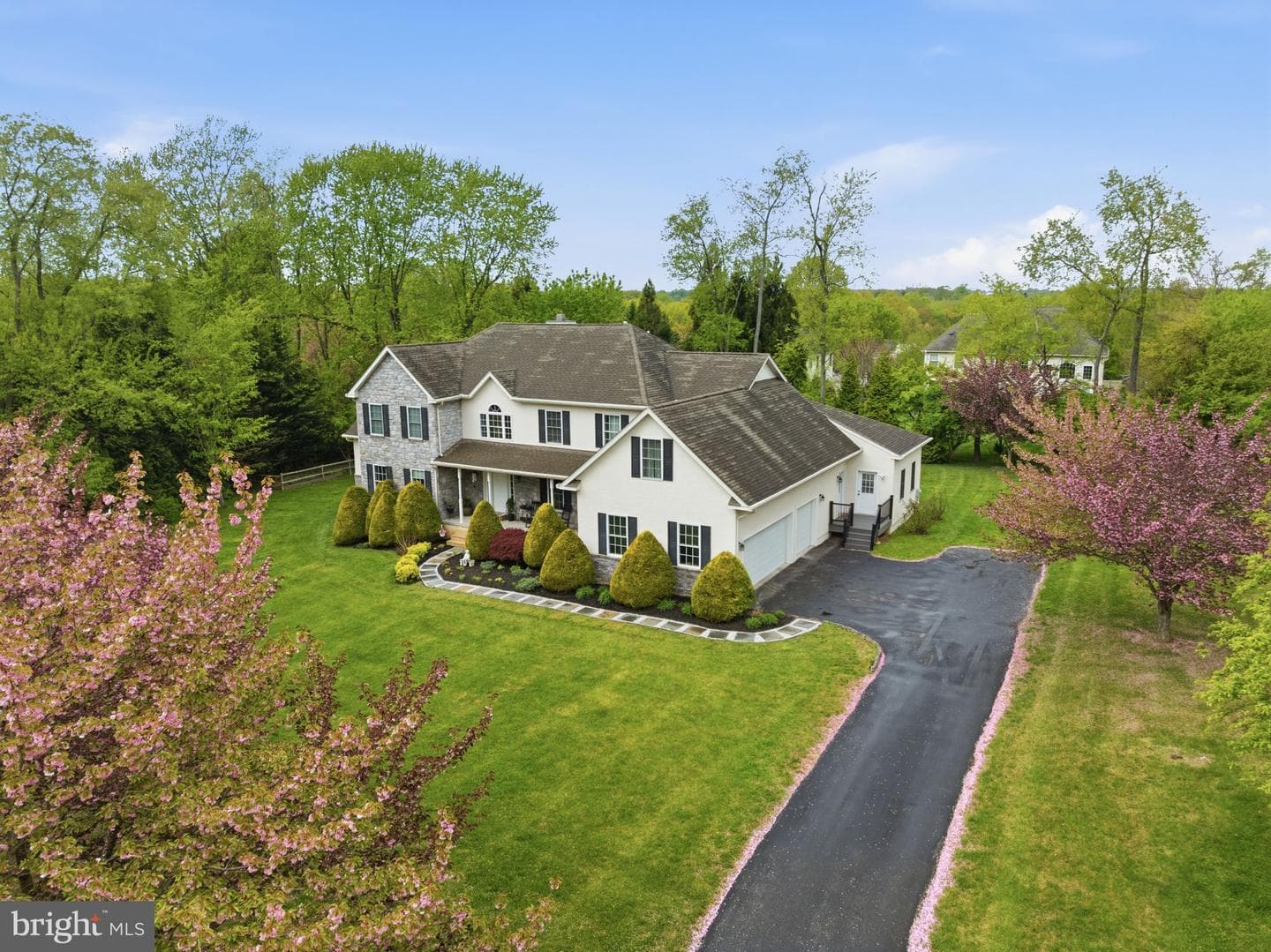 809 Shavertown Road photo 3