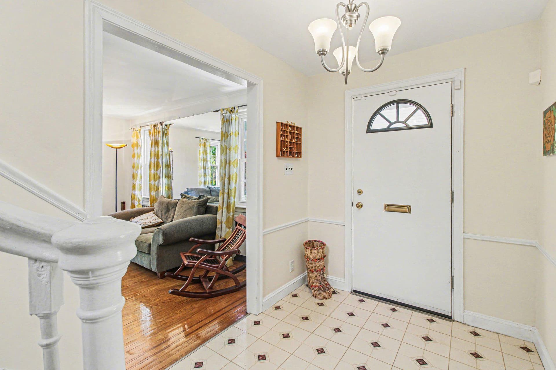 1123 Yeadon Avenue photo 10