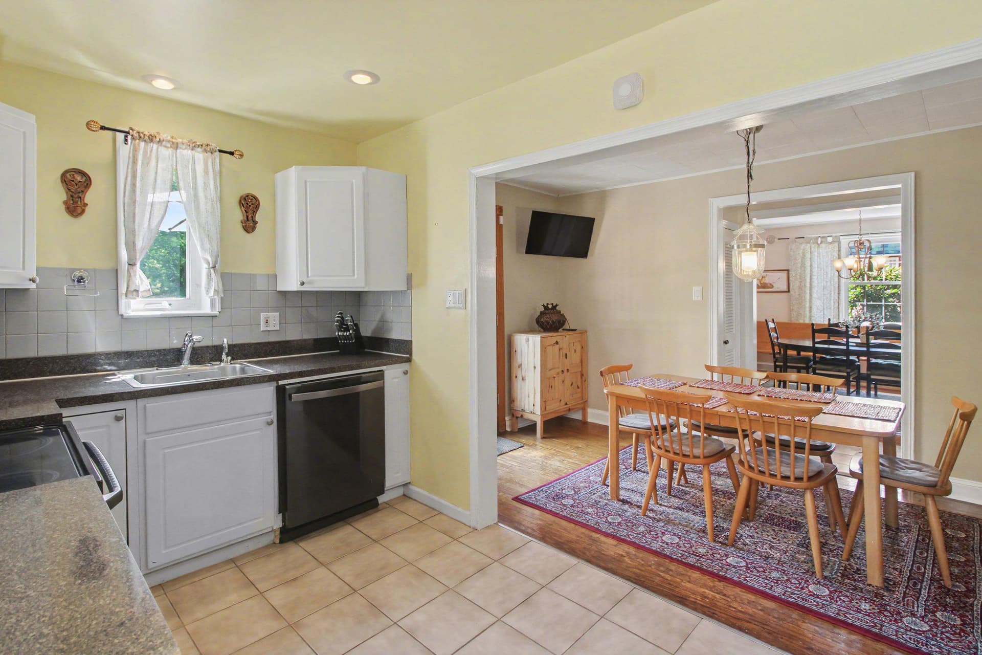1123 Yeadon Avenue photo 18