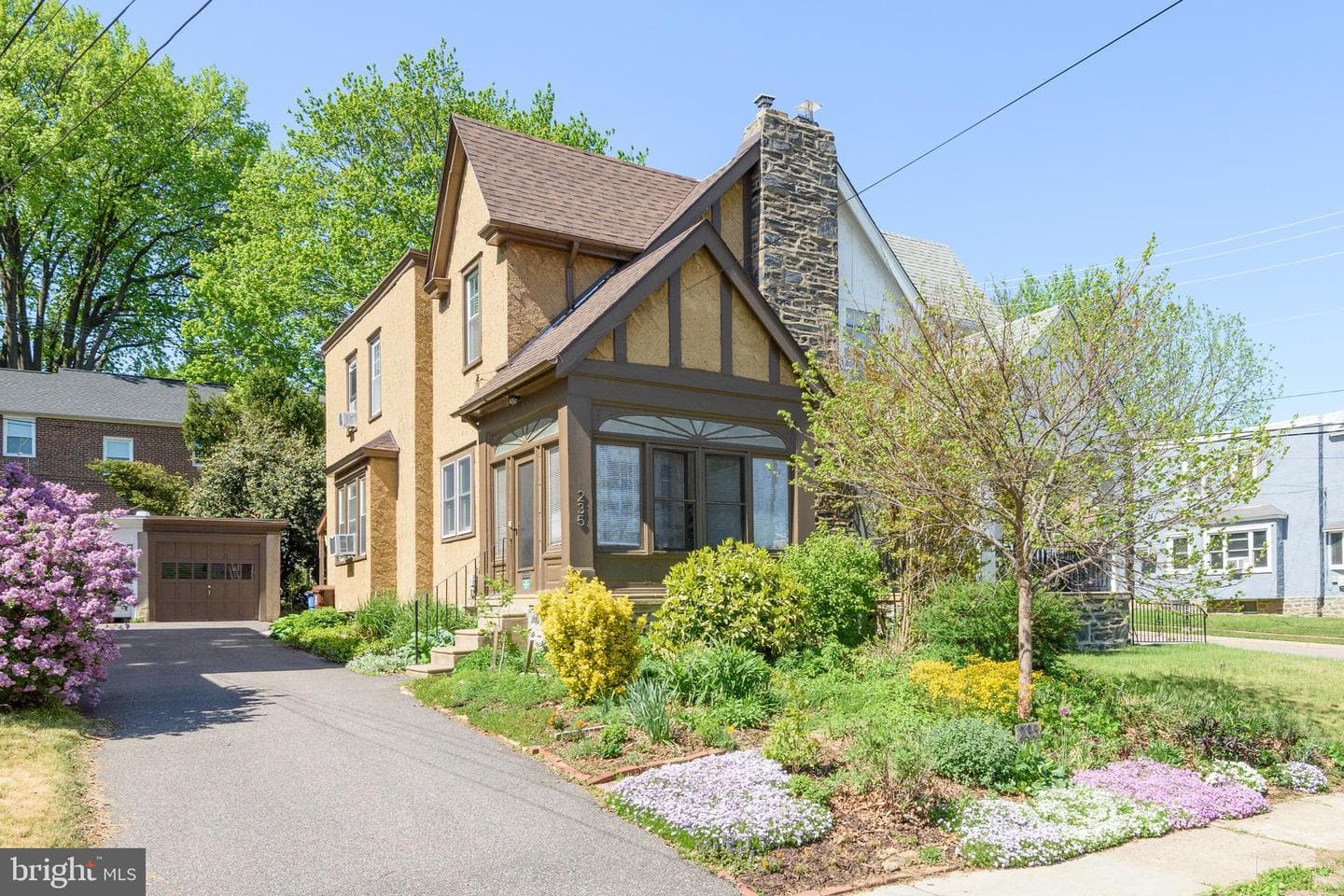 235 W Plumstead Avenue